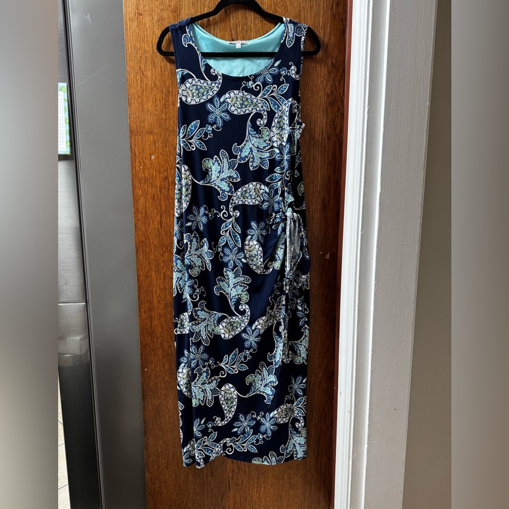 Robbie Bee Navy Paisley Sleeveless Maxi Dress